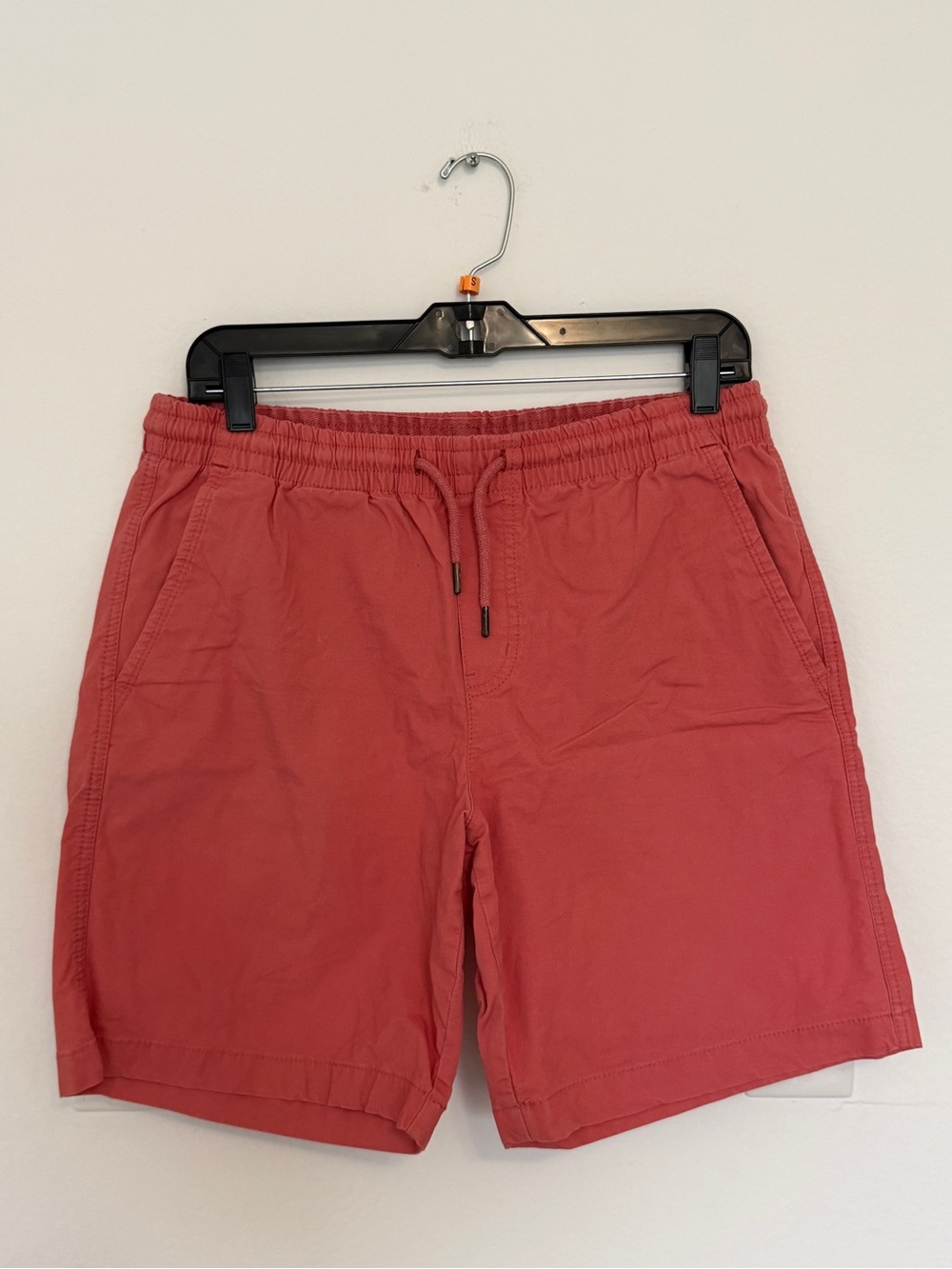 Men's Drawstring Casual Shorts in Coral Red